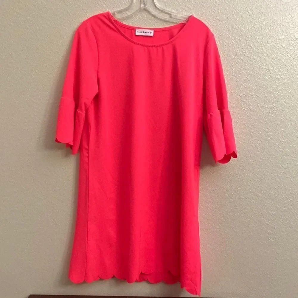 Coco & Main Scallop Bell Sleeve Pink Dress size small